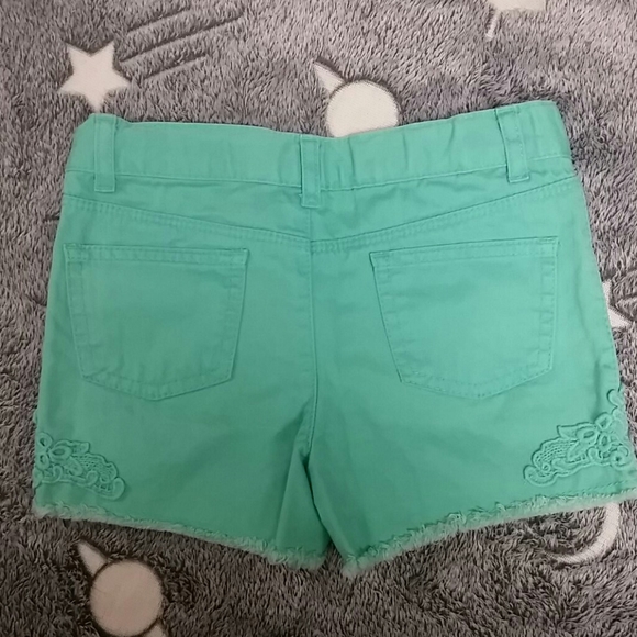 Carter's Girl's Denim shorts - Picture 2 of 2
